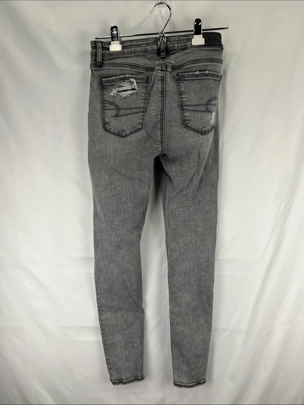 American Eagle - Women’s Jeans - Distressed -4Super High Rise Jegging - RN 54485